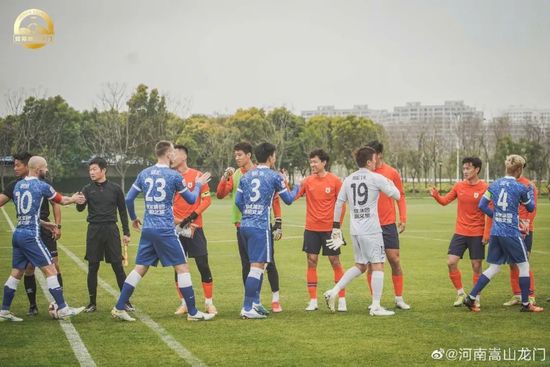 精品在线播放
